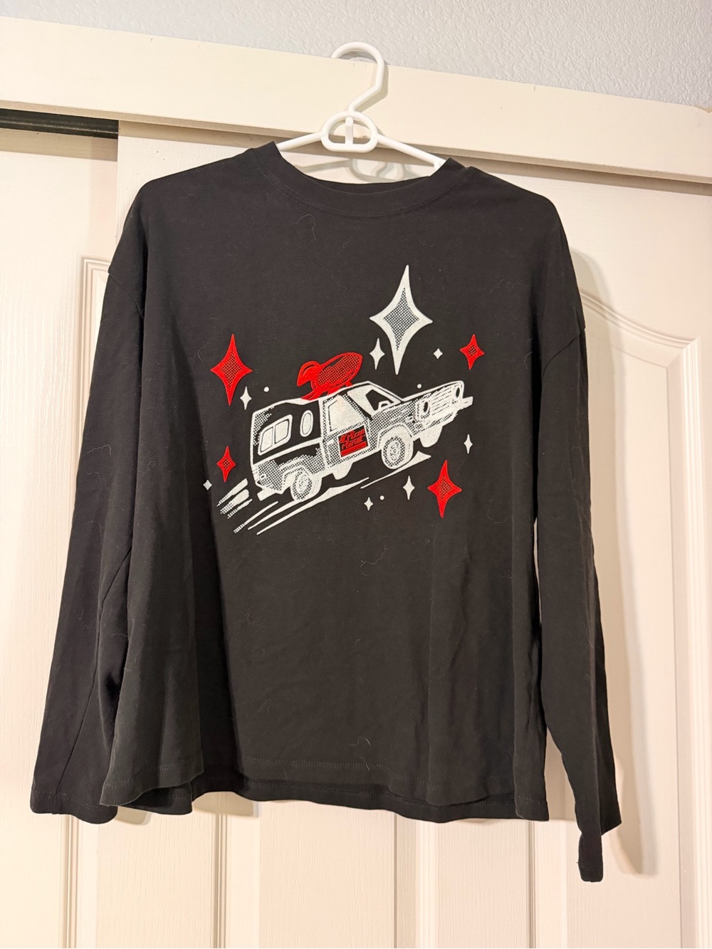 Disney Size M women’s Toy Story Pizza Planet Long Sleeve